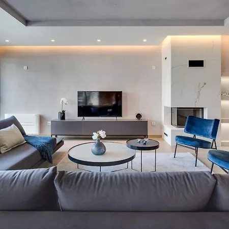 Shell Luxury Residences With Pool And Whirlpool *