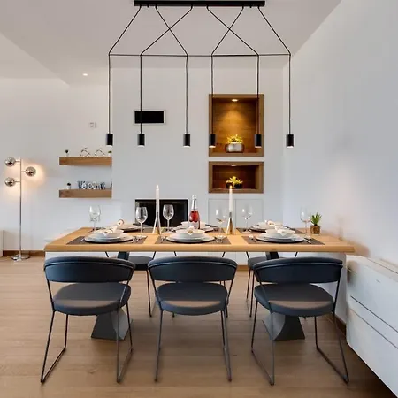 Shell Luxury Residences With Pool And Whirlpool Apartman Zára