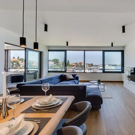 Shell Luxury Residences With Pool And Whirlpool ザダル